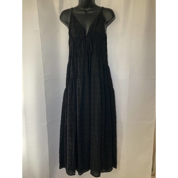 ASTR The Label Lizbeth Maxi Sun Dress in Black Woman’s Sz S Spaghetti straps - Picture 4 of 7